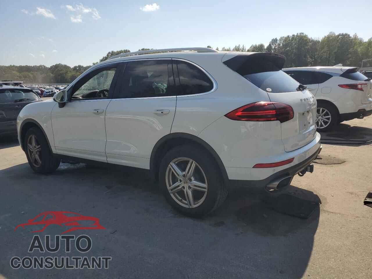PORSCHE CAYENNE 2016 - WP1AA2A22GLA11652