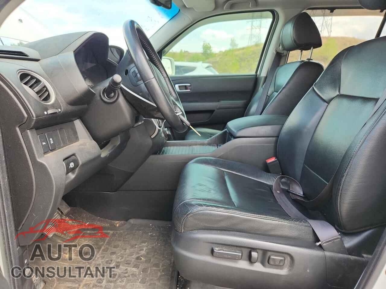 HONDA PILOT 2012 - 5FNYF4H98CB080455