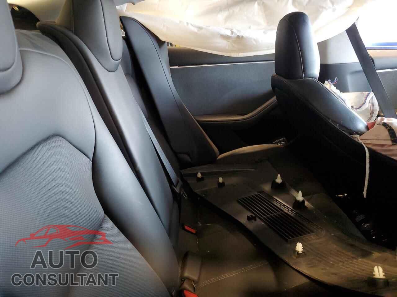 TESLA MODEL 3 2024 - 5YJ3E1EA8RF731263