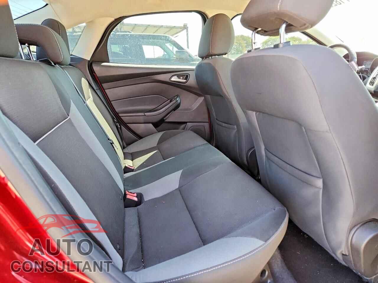 FORD FOCUS 2014 - 1FADP3F21EL432289