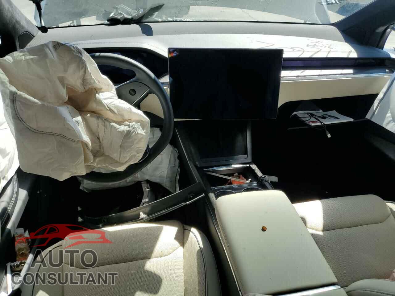 TESLA MODEL X 2023 - 7SAXCBE63PF401720