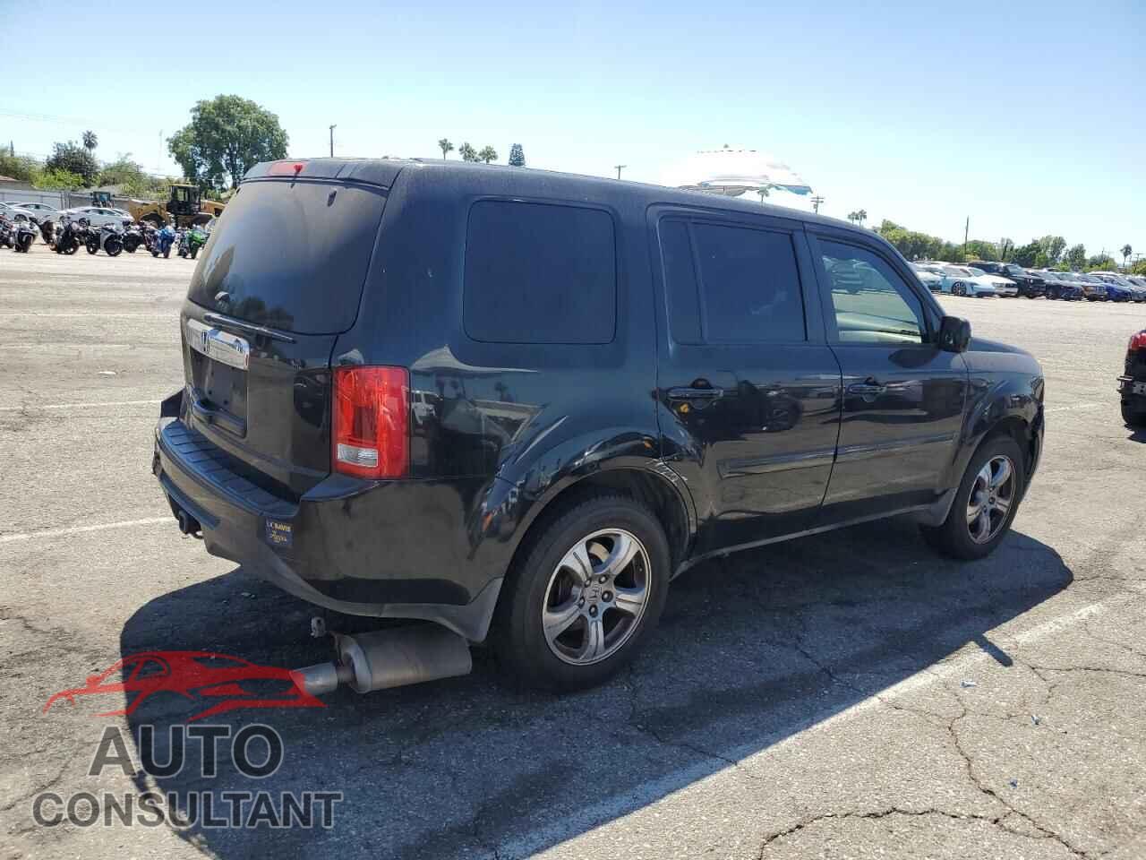 HONDA PILOT 2013 - 5FNYF3H5XDB019827
