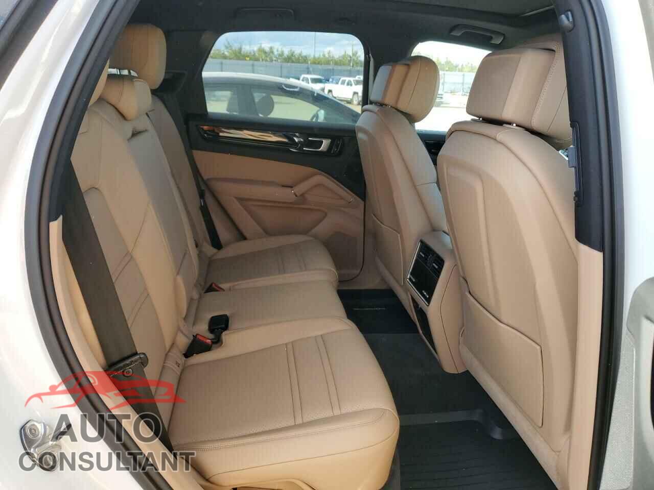 PORSCHE CAYENNE 2019 - WP1AA2AY0KDA09924