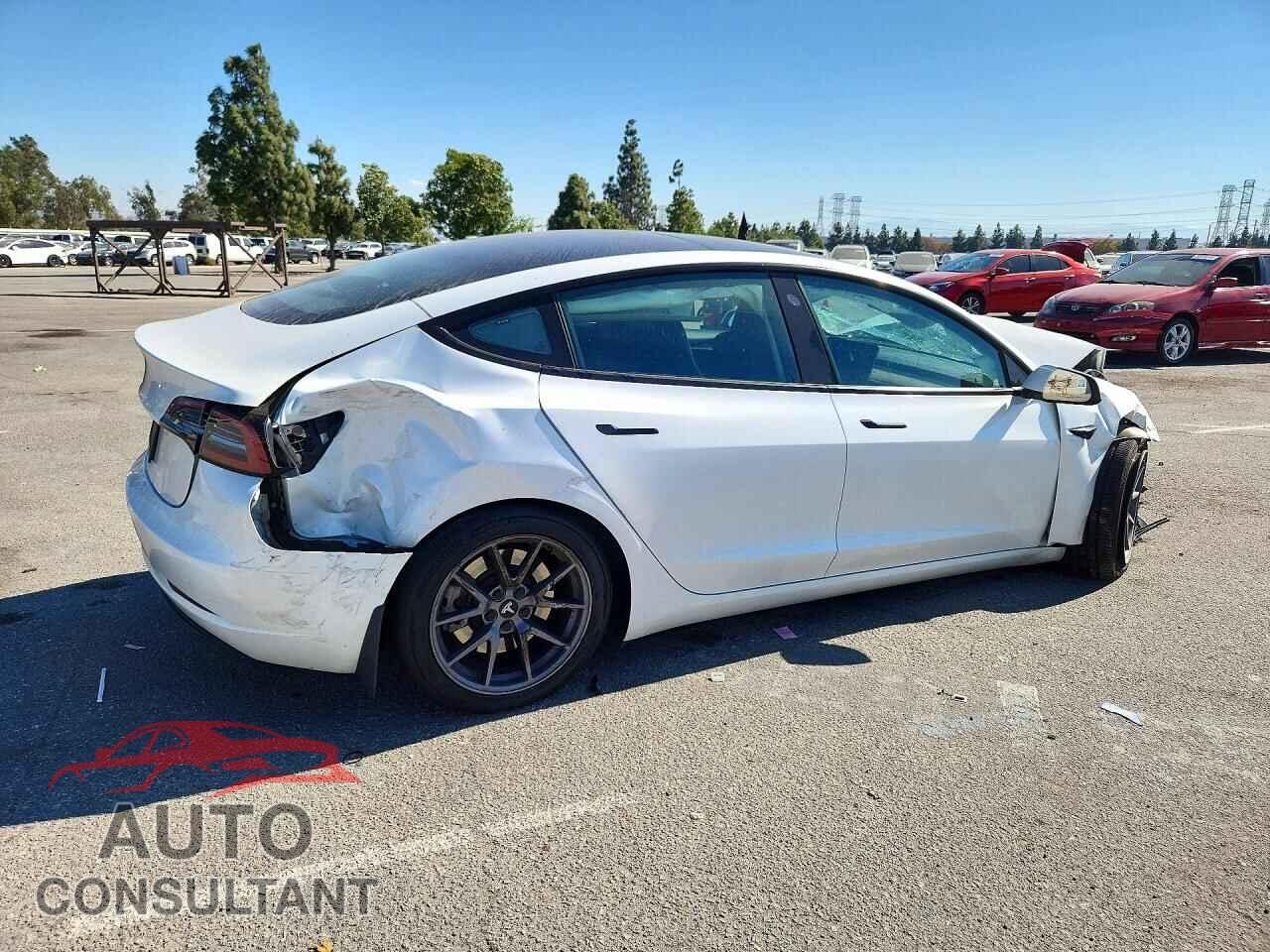 TESLA MODEL 3 2023 - 5YJ3E1EA5PF563076