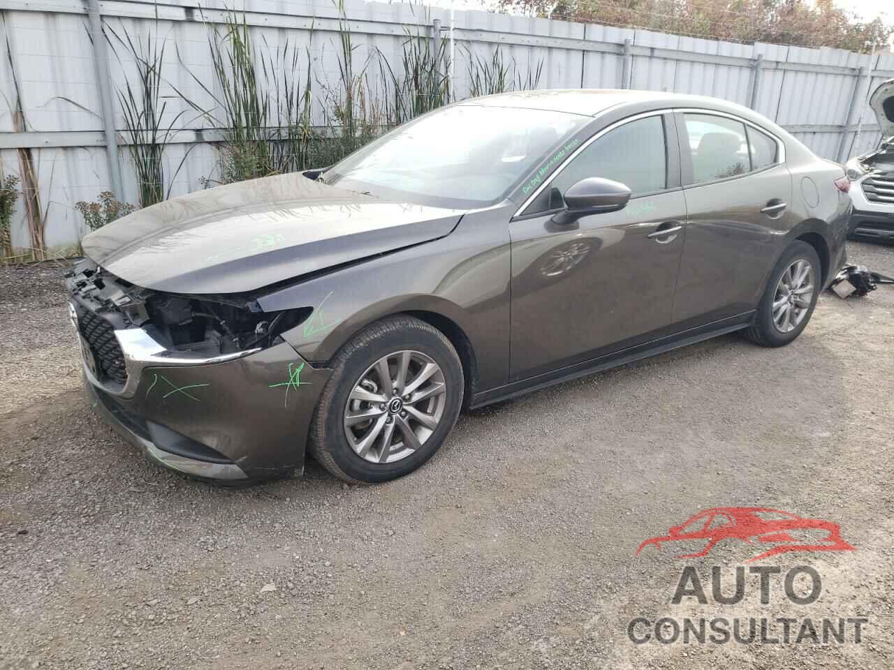 MAZDA 3 2019 - JM1BPAB74K1121423