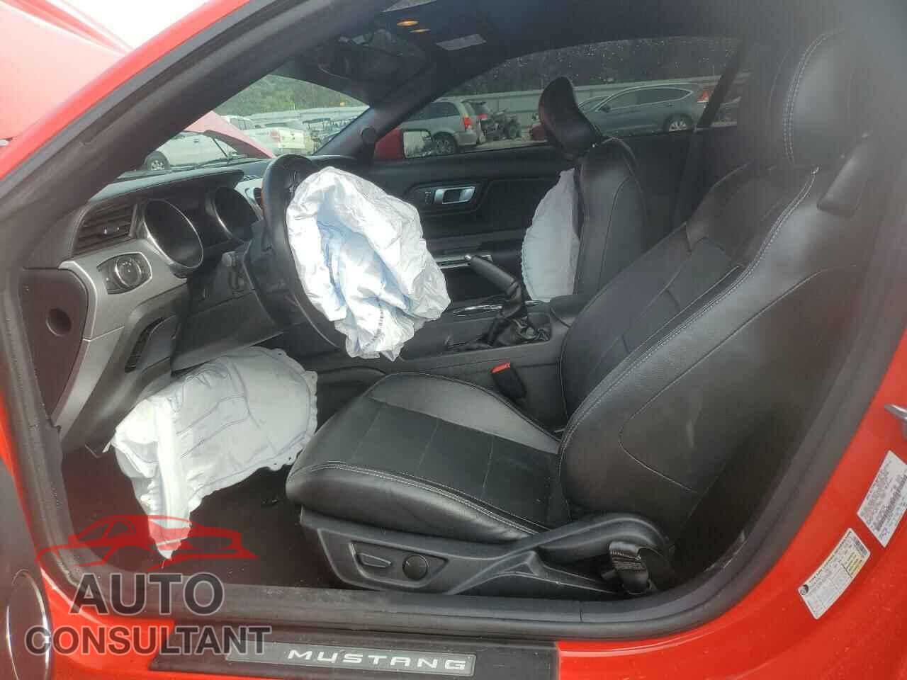 FORD MUSTANG 2020 - 1FATP8UHXL5125981