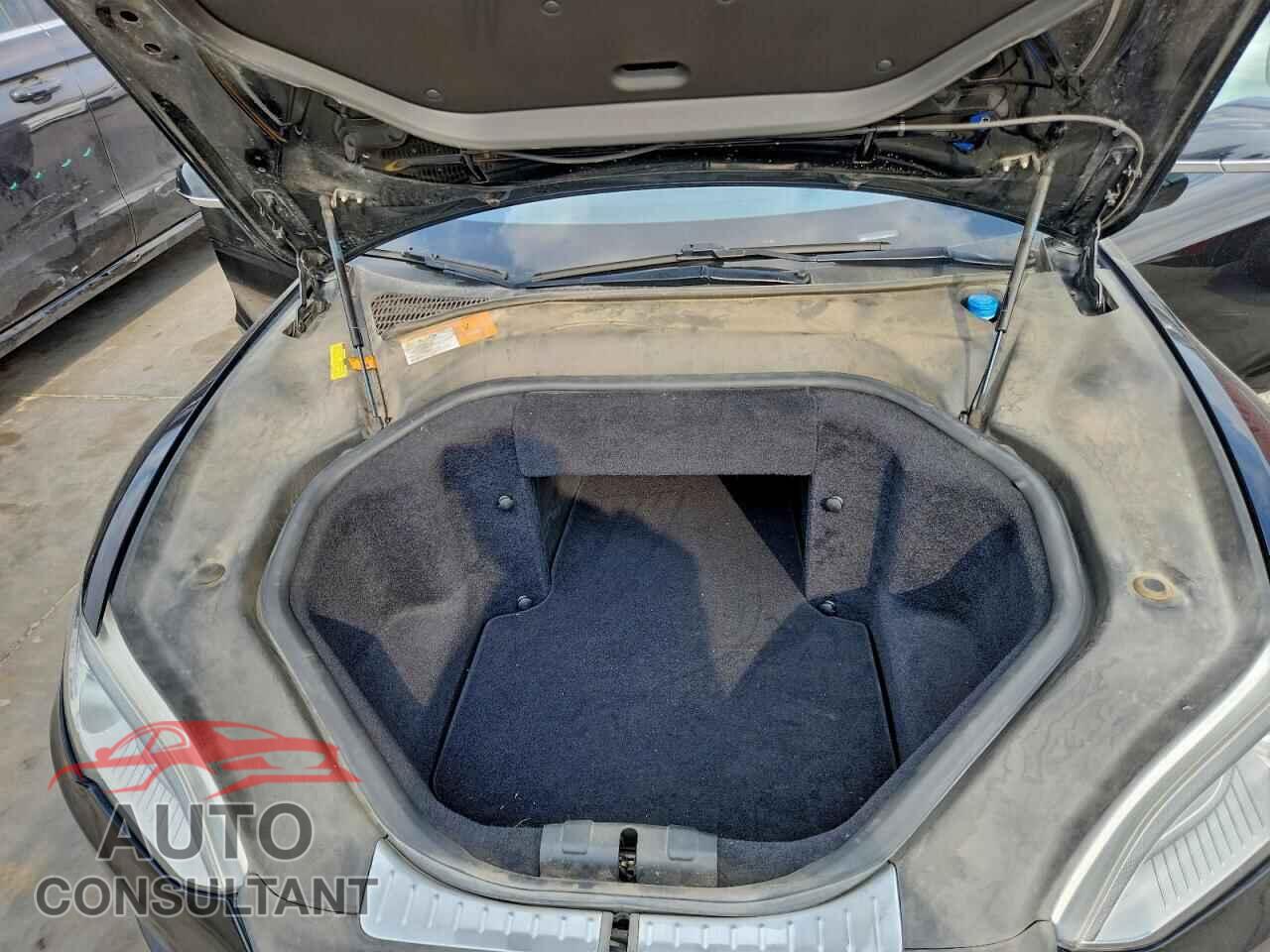 TESLA MODEL S 2013 - 5YJSA1CN3DFP07720