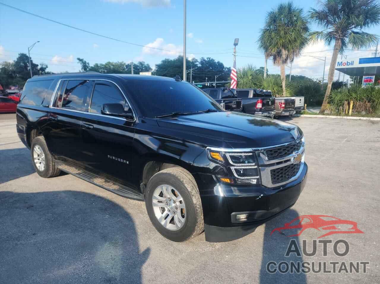 CHEVROLET SUBURBAN 2017 - 1GNSCHKC0HR133359