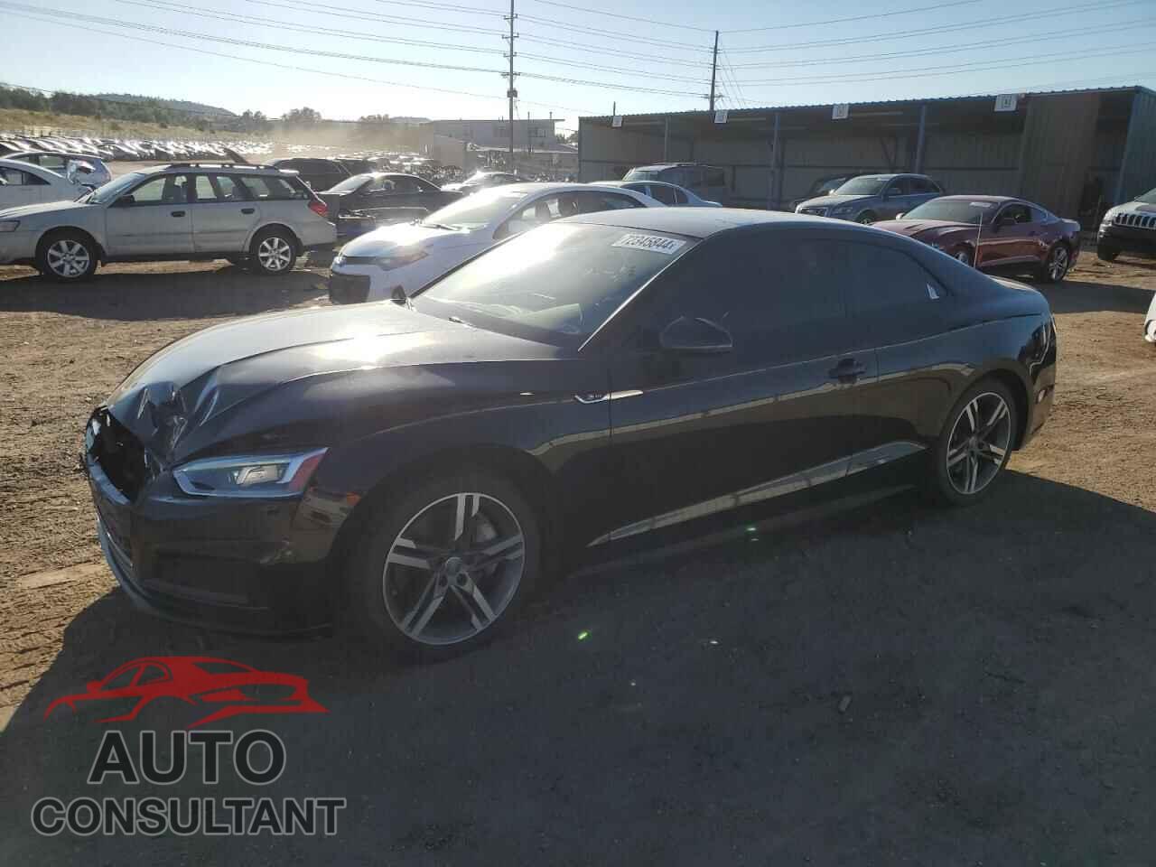 AUDI A5 2019 - WAUTNAF59KA018143