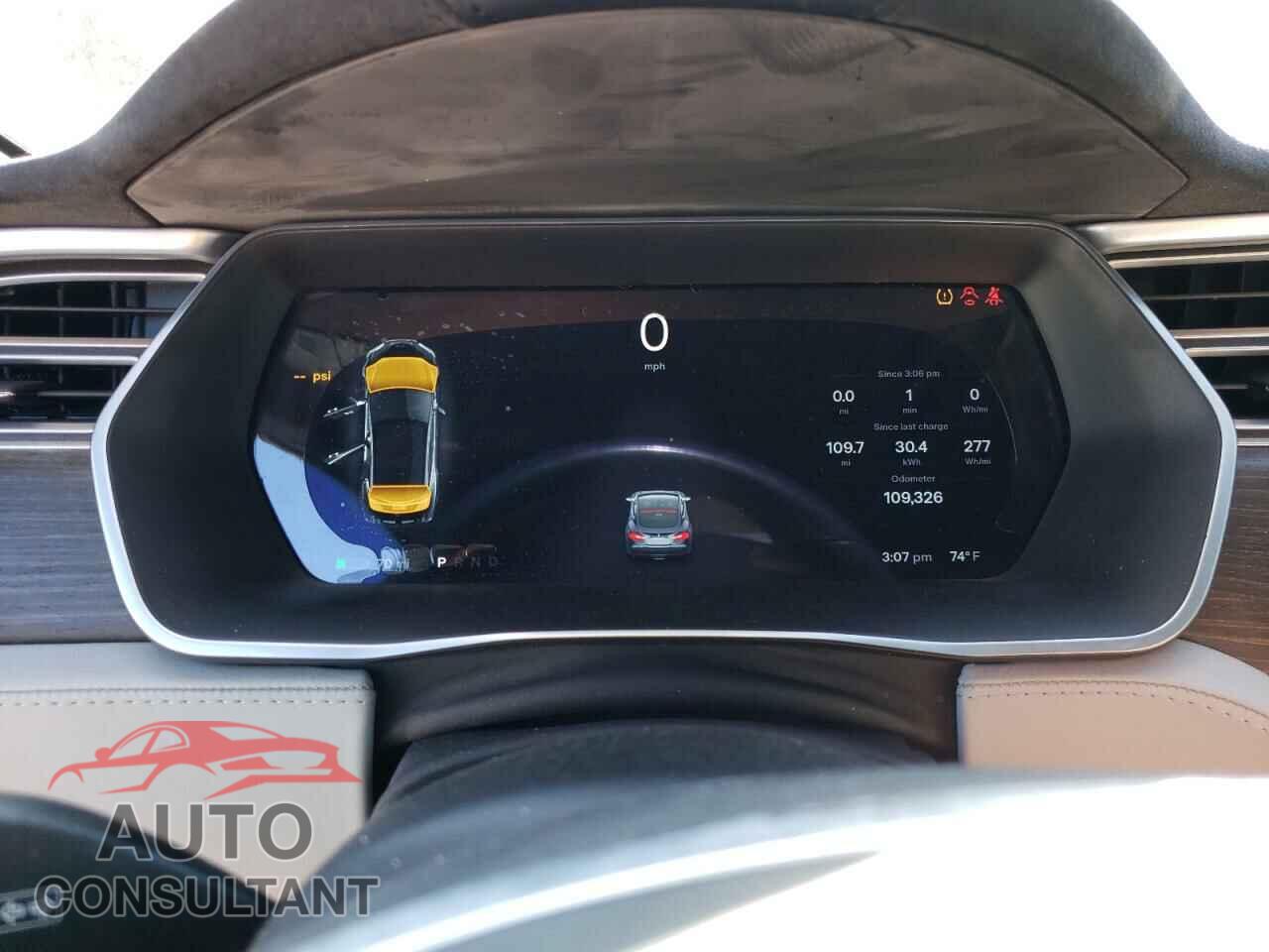 TESLA MODEL S 2015 - 5YJSA1E11FF118985