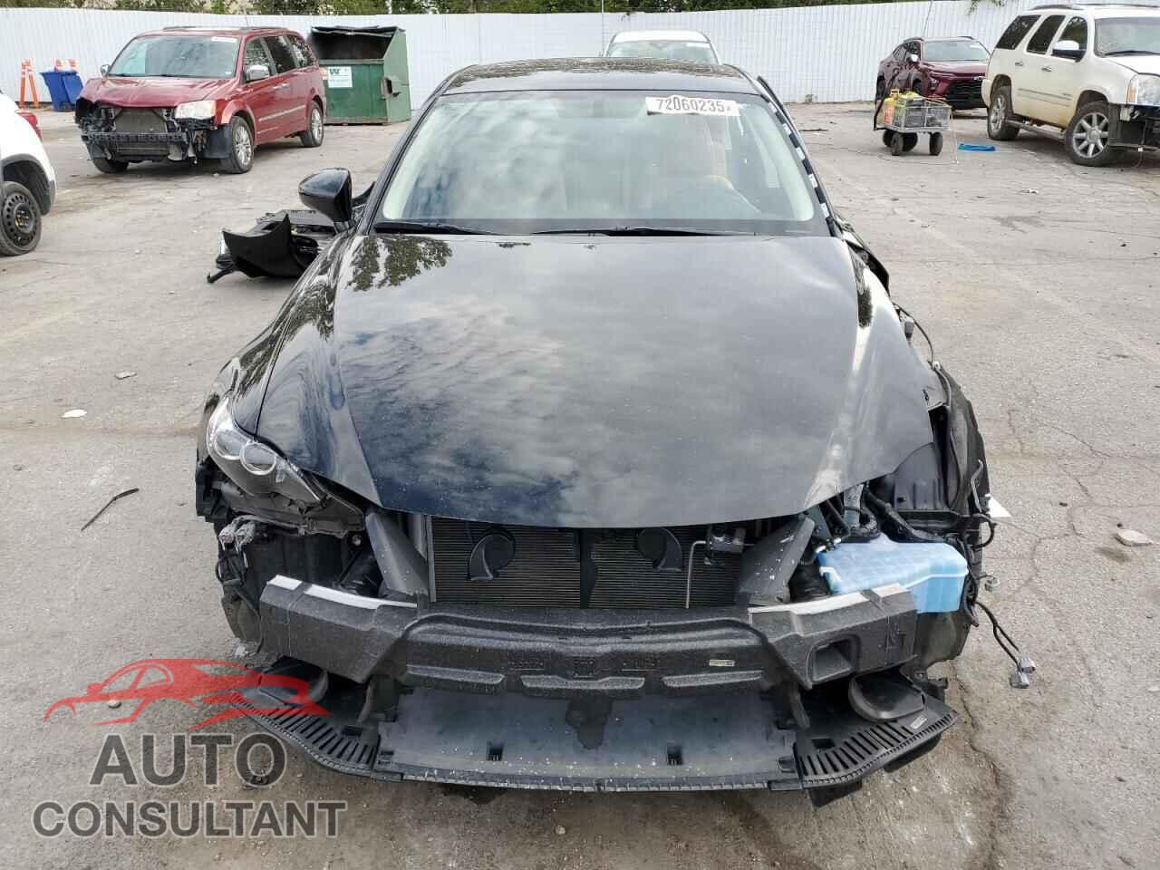 LEXUS IS 2015 - JTHCF1D21F5018496