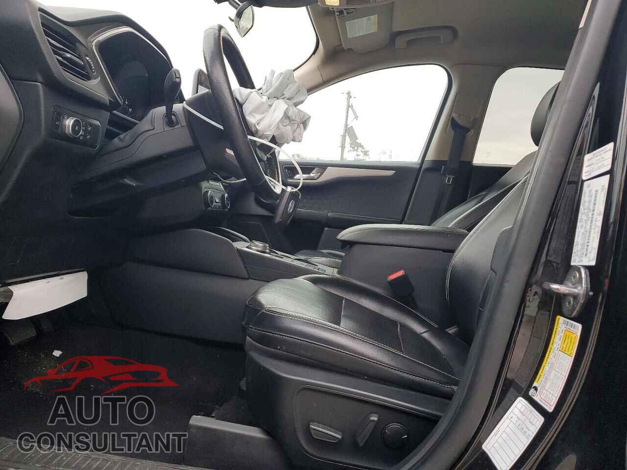 FORD ESCAPE 2020 - 1FMCU9H64LUA37558