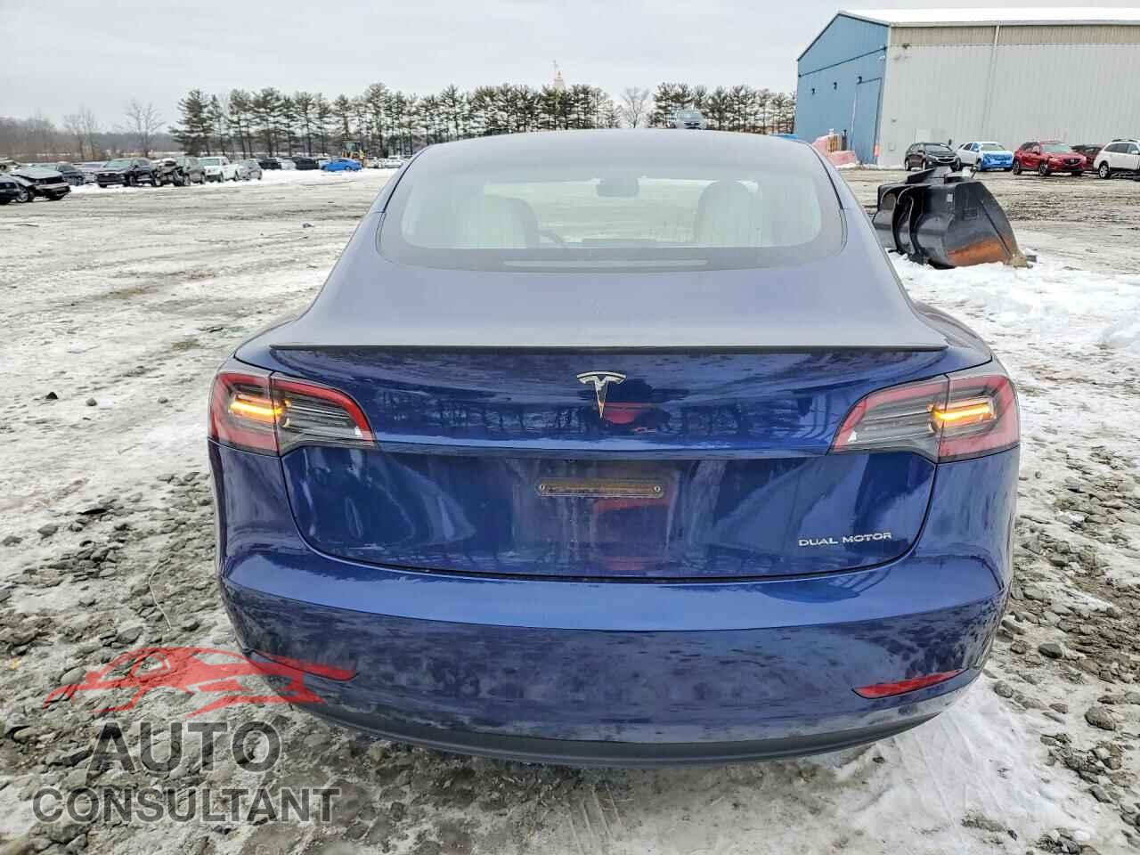TESLA MODEL 3 2018 - 5YJ3E1EB3JF096594