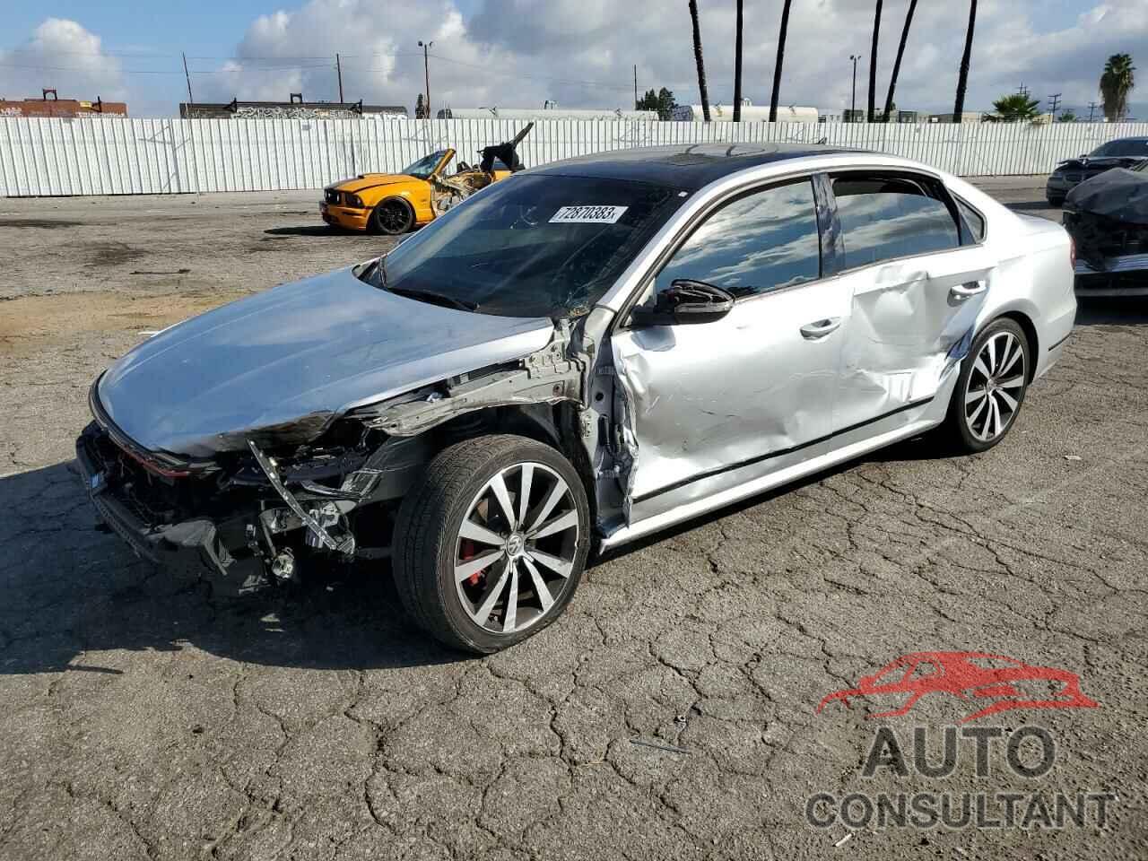 VOLKSWAGEN PASSAT 2018 - 1VWJM7A36JC051431