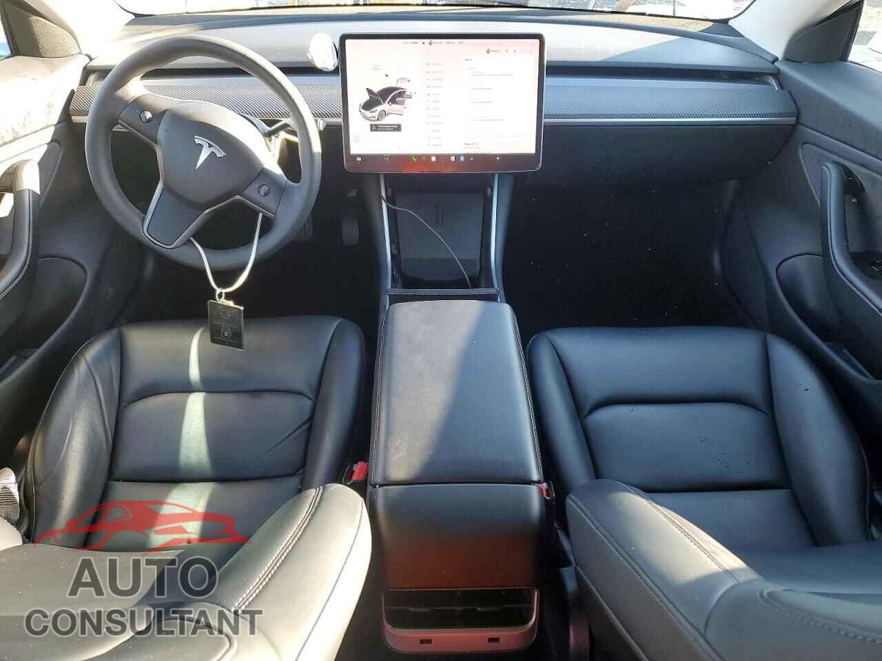 TESLA MODEL 3 2020 - 5YJ3E1EC1LF627545
