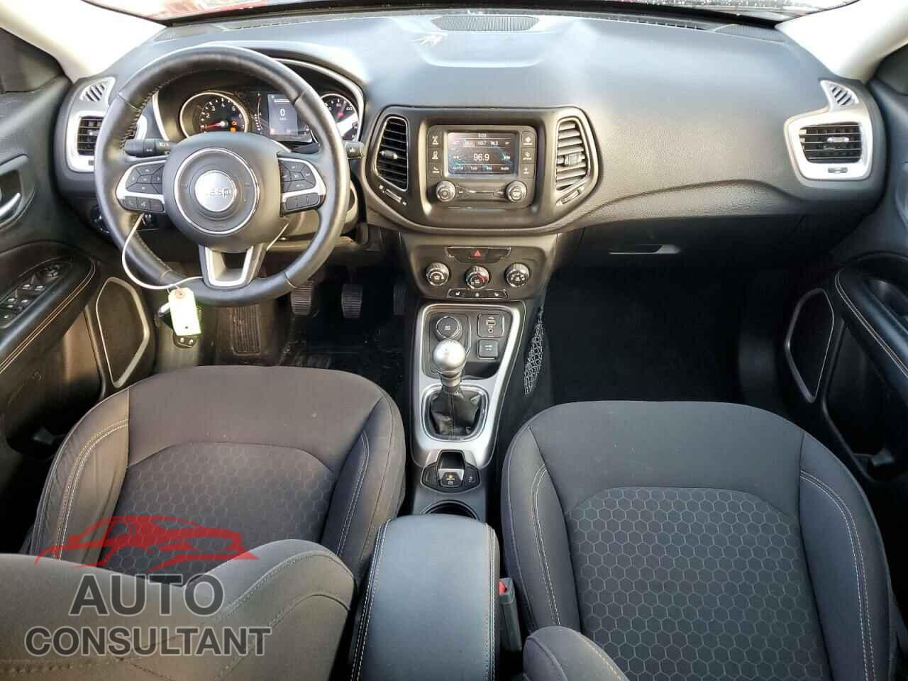 JEEP COMPASS 2017 - 3C4NJDAB8HT673160