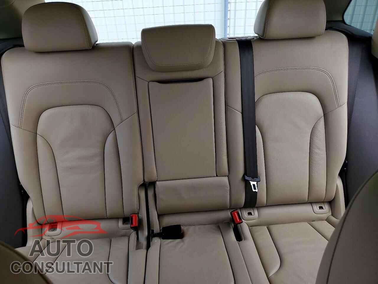 AUDI Q5 2017 - WA1C2AFPXHA042399
