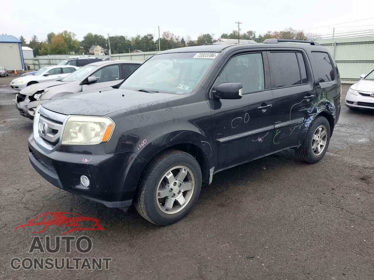 HONDA PILOT 2010 - 5FNYF4H99AB014395