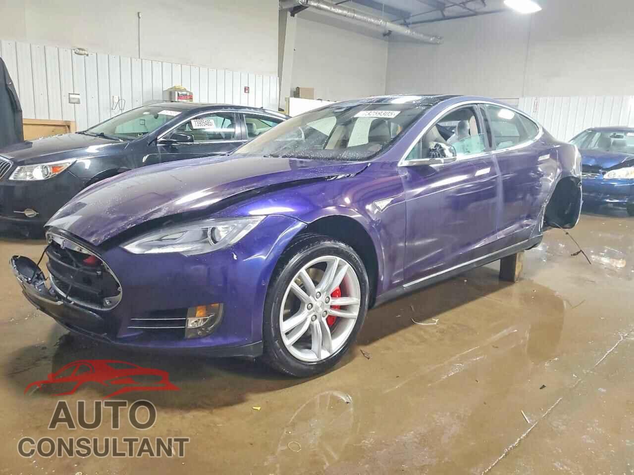 TESLA MODEL S 2015 - 5YJSA1H41FF083208