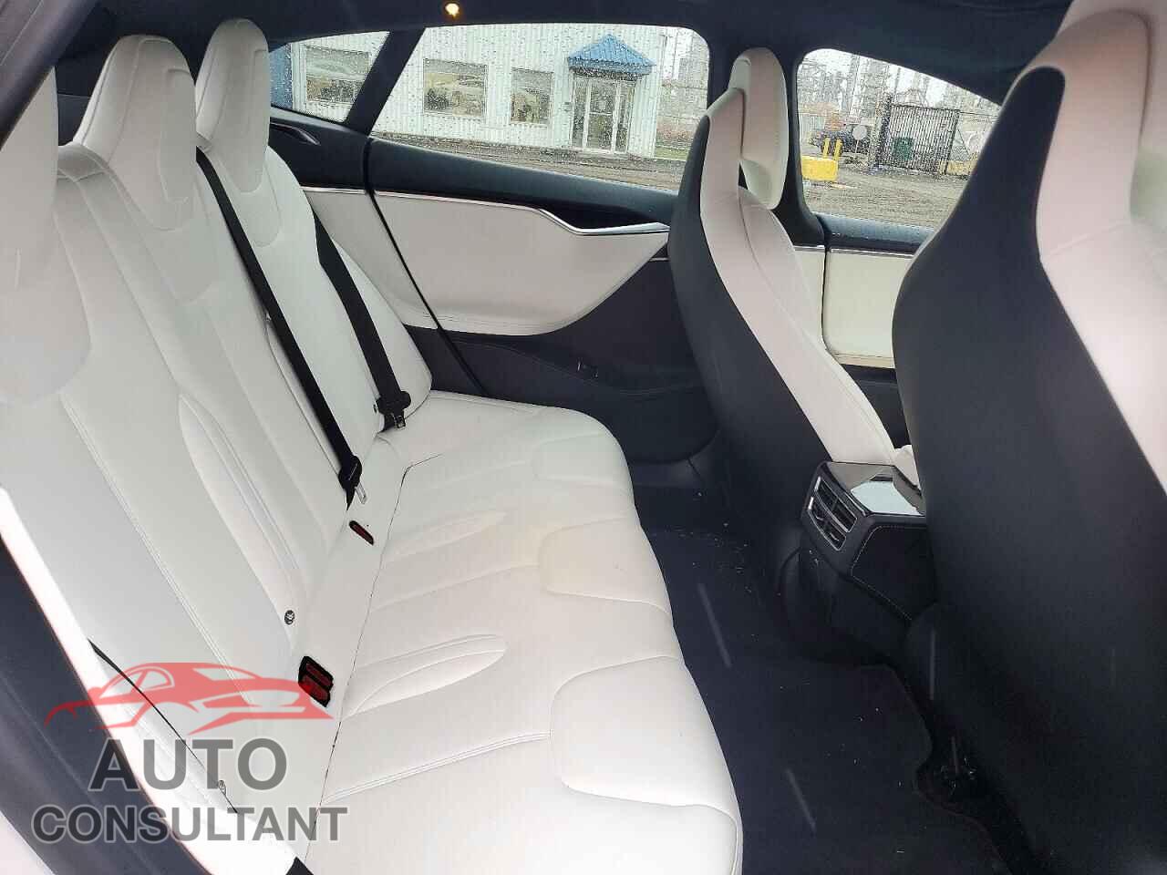 TESLA MODEL S 2017 - 5YJSA1E21HF204387