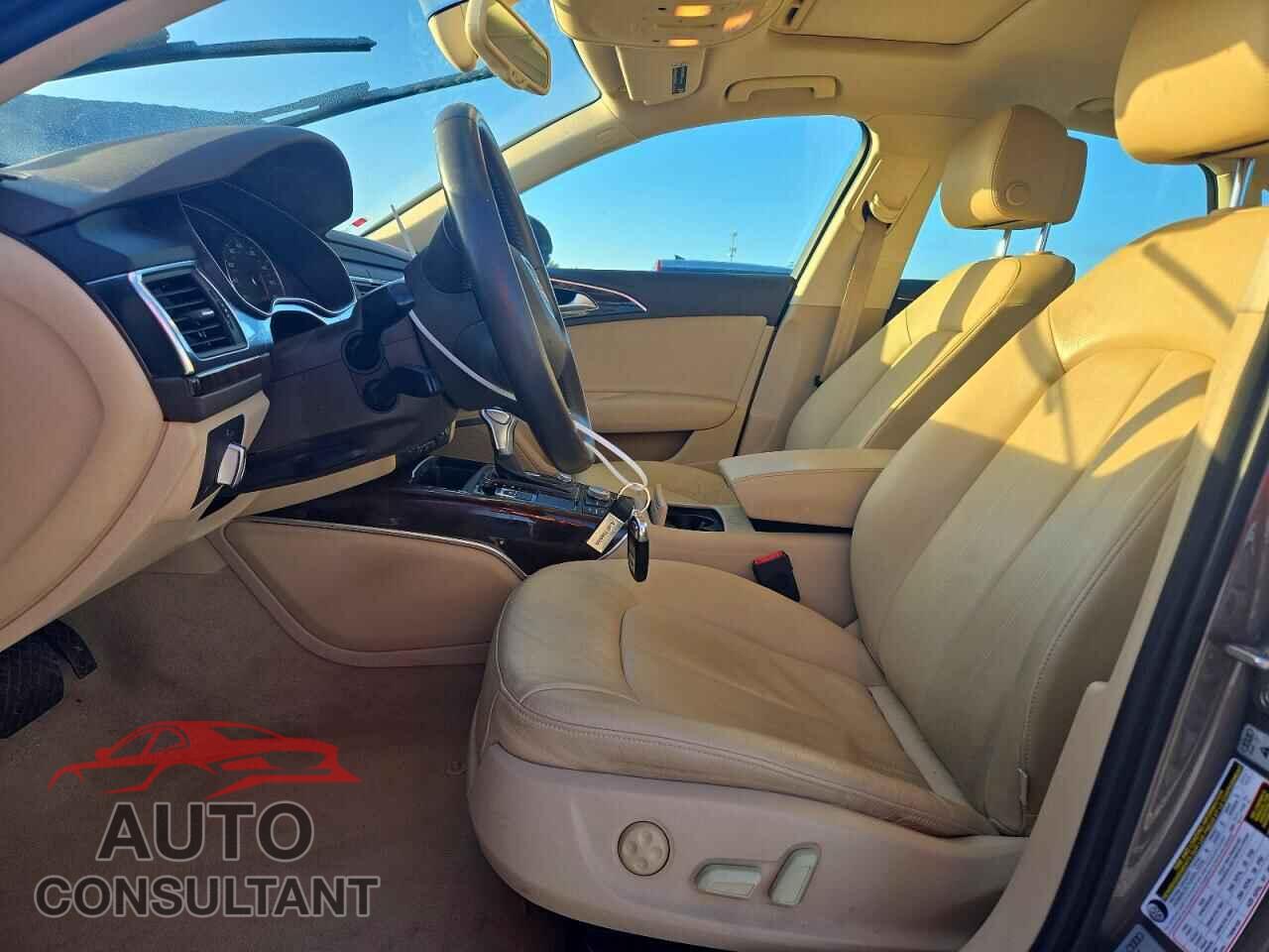 AUDI A6 2013 - WAUDFAFC4DN121403
