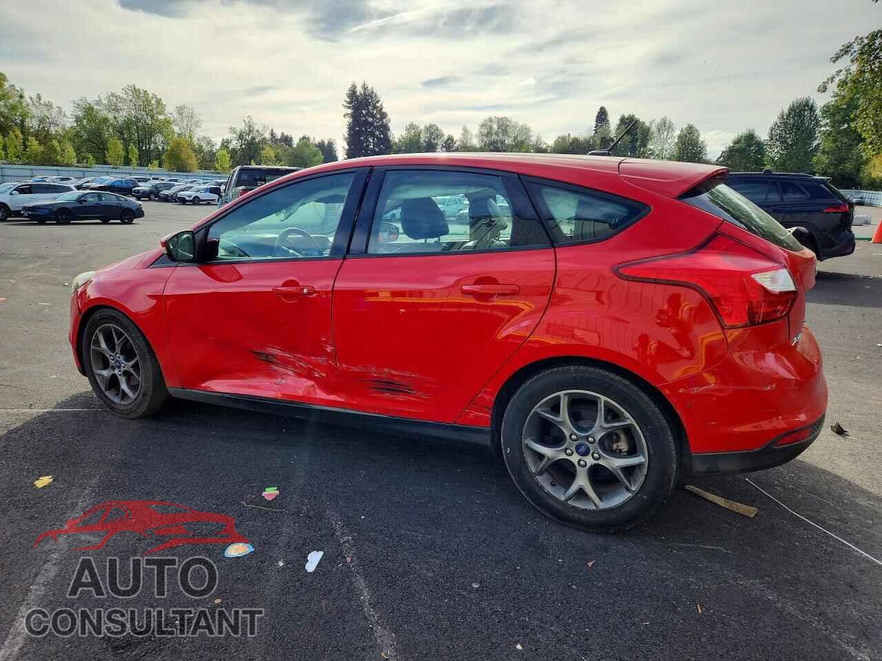 FORD FOCUS 2014 - 1FADP3K2XEL145927