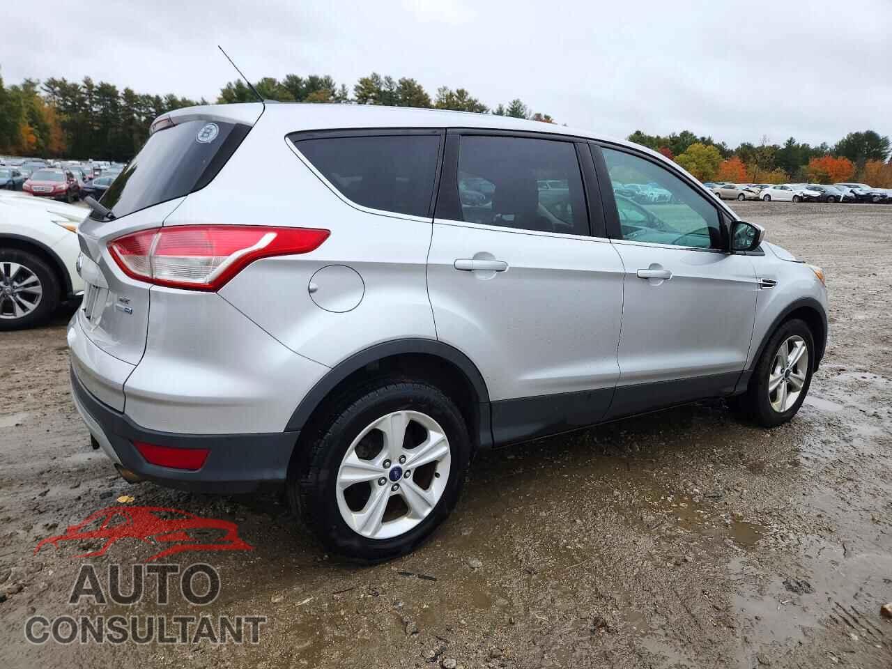 FORD ESCAPE 2015 - 1FMCU9G91FUB22745