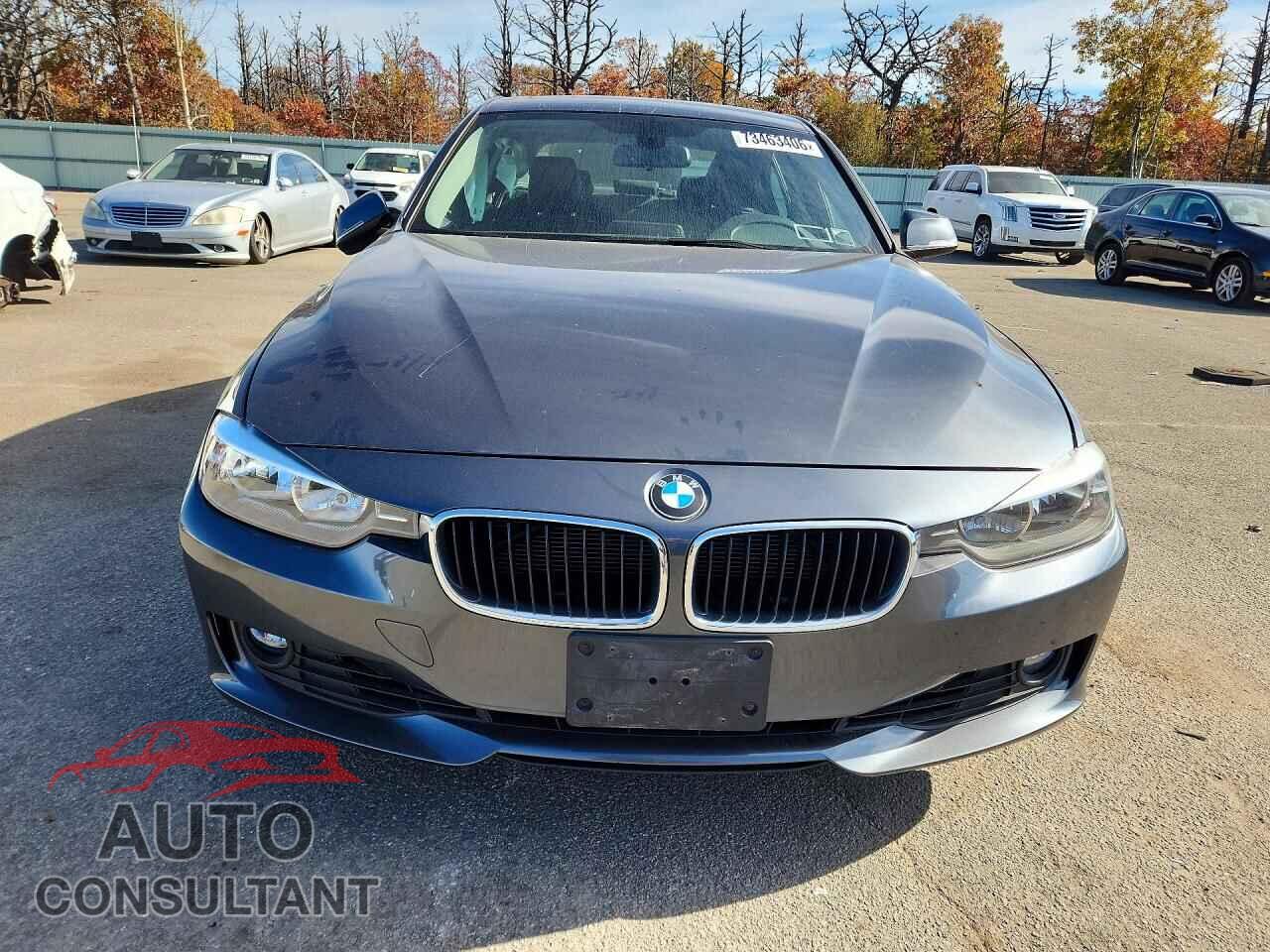 BMW 3 SERIES 2014 - WBA3C1C58EK112345