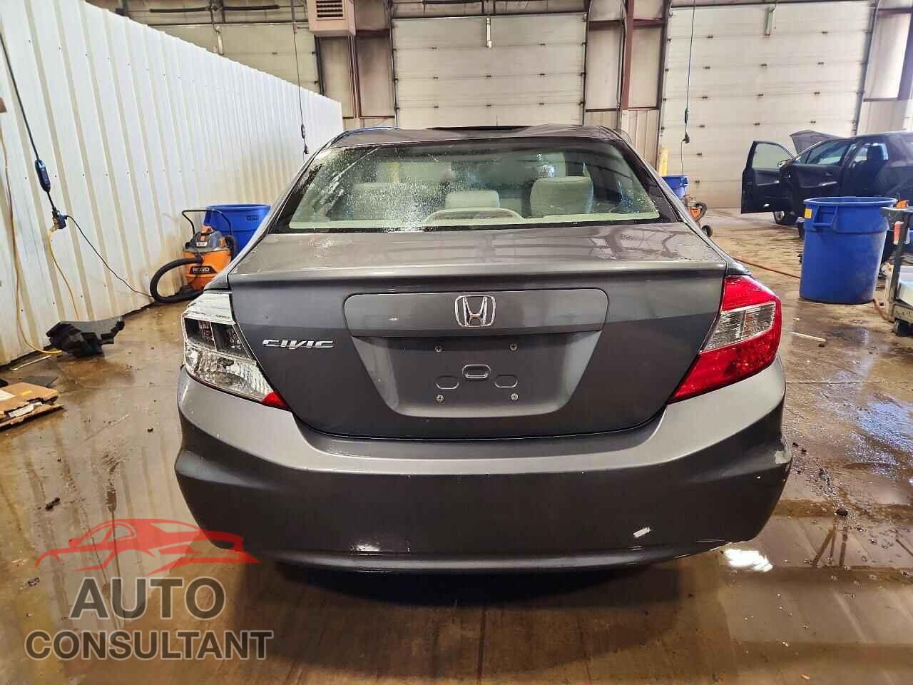 HONDA CIVIC 2012 - JHMFB2F80CS002545