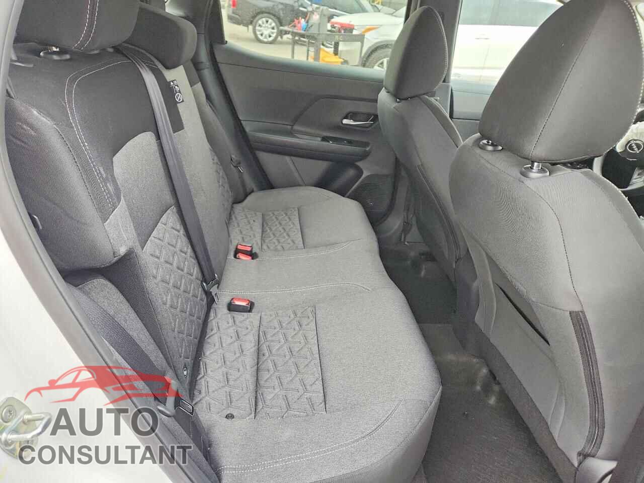 NISSAN KICKS 2025 - 3N8AP6CA8SL435687