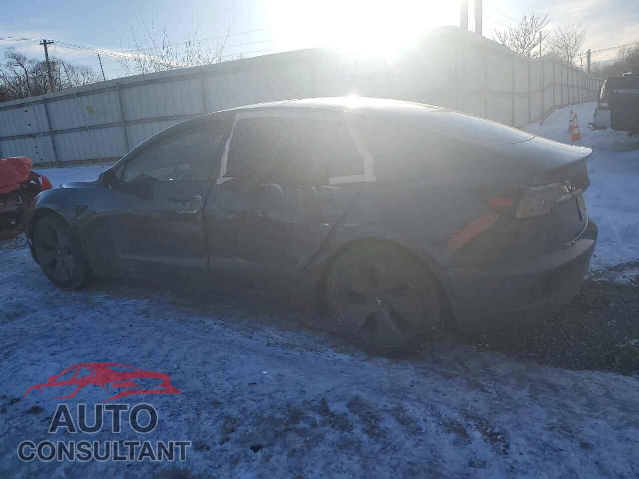 TESLA MODEL 3 2021 - 5YJ3E1EB0MF990394
