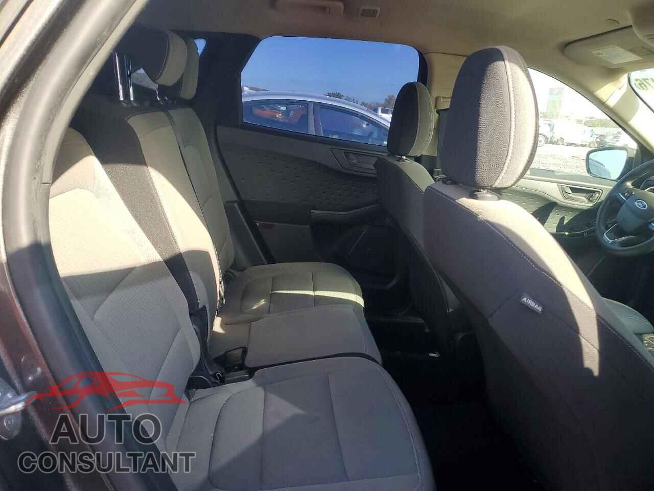FORD ESCAPE 2020 - 1FMCU0F68LUA57262