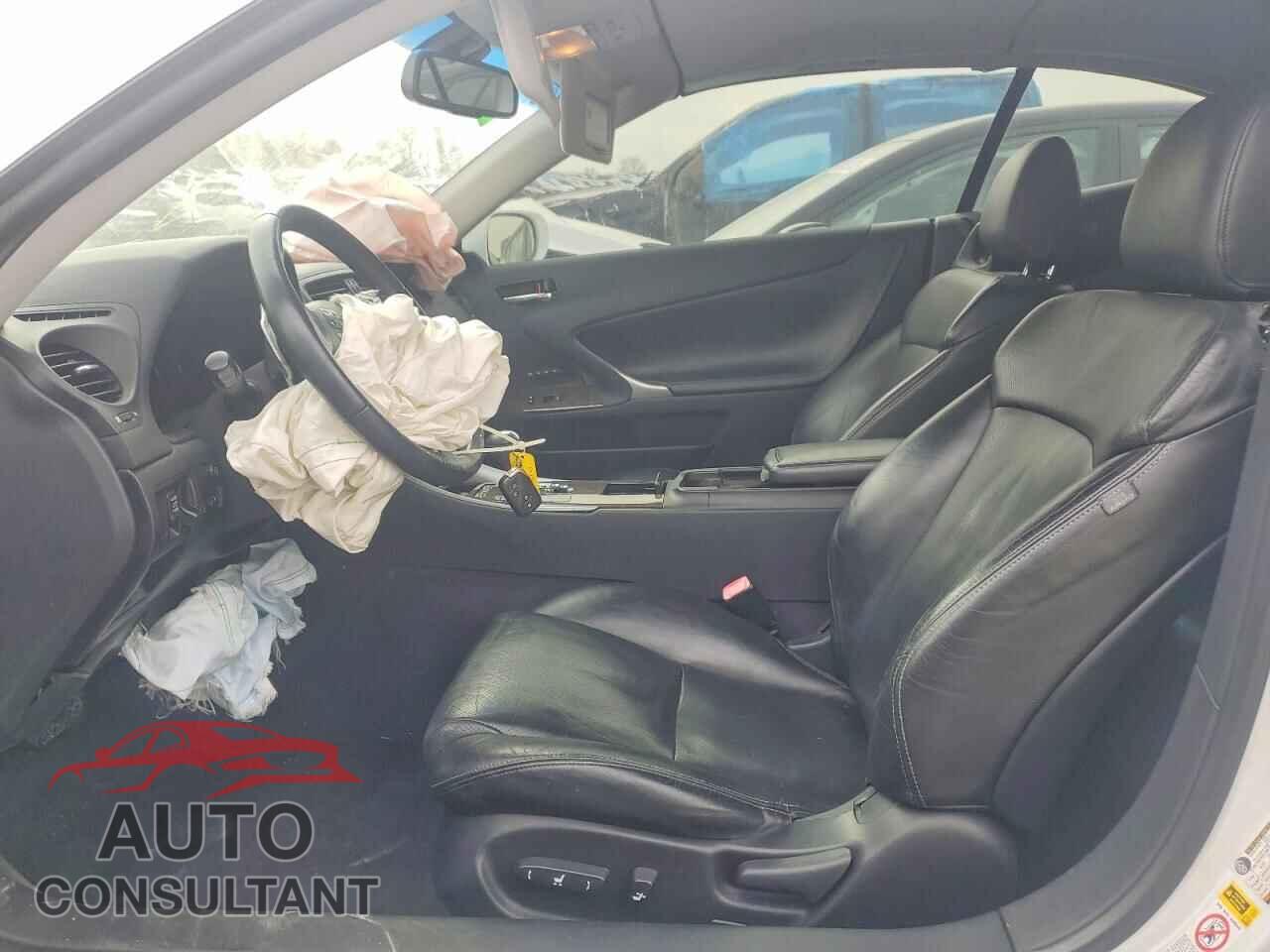 LEXUS IS 2010 - JTHFE2C24A2501353