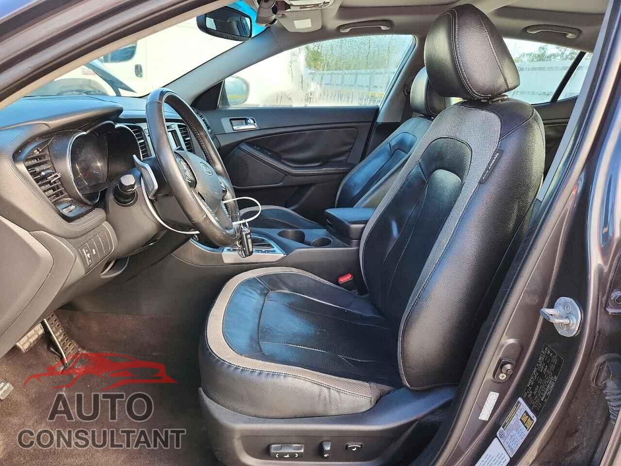 KIA OPTIMA 2011 - KNAGR4A64B5114701