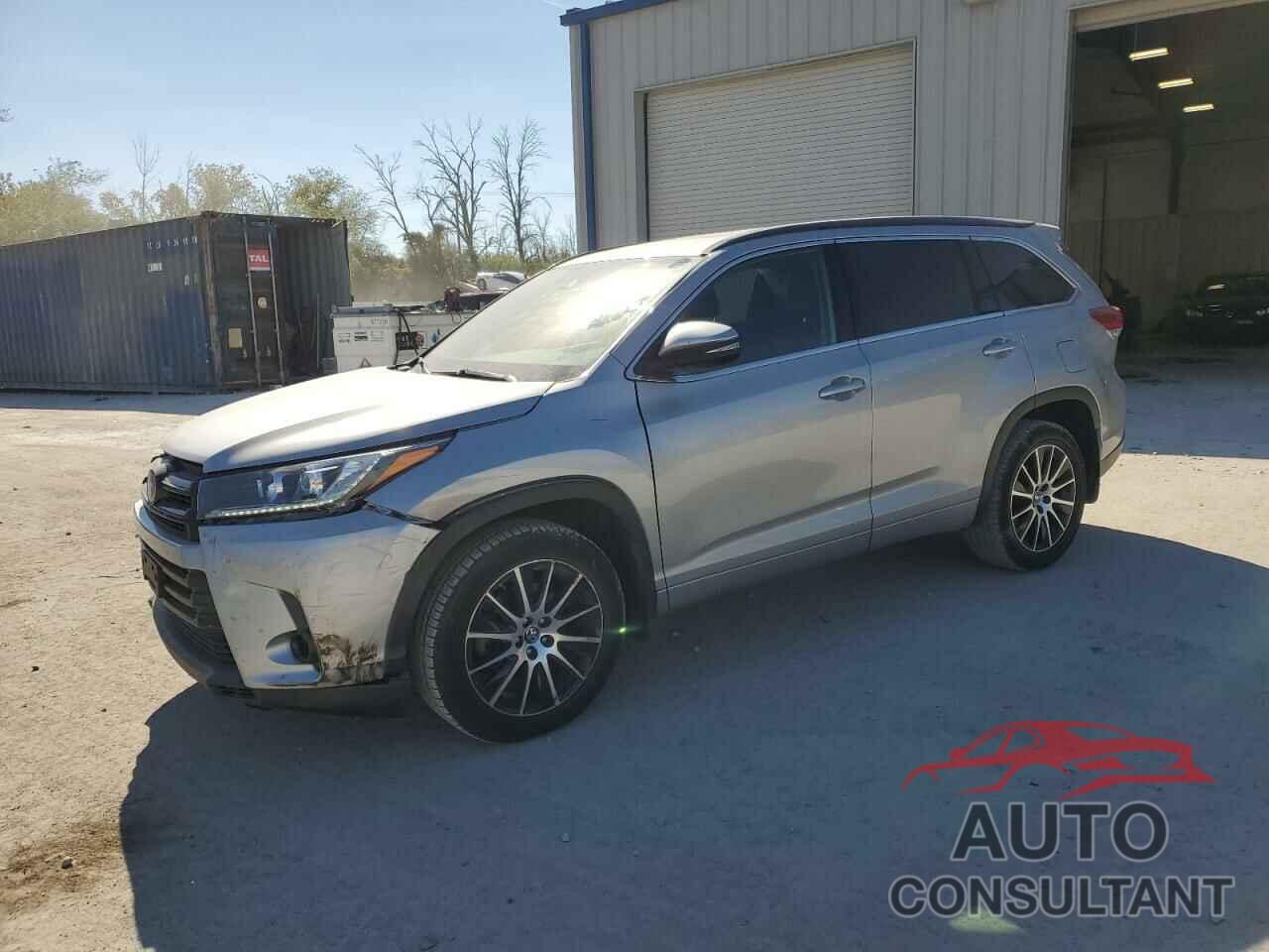 TOYOTA HIGHLANDER 2018 - 5TDJZRFH2JS846673