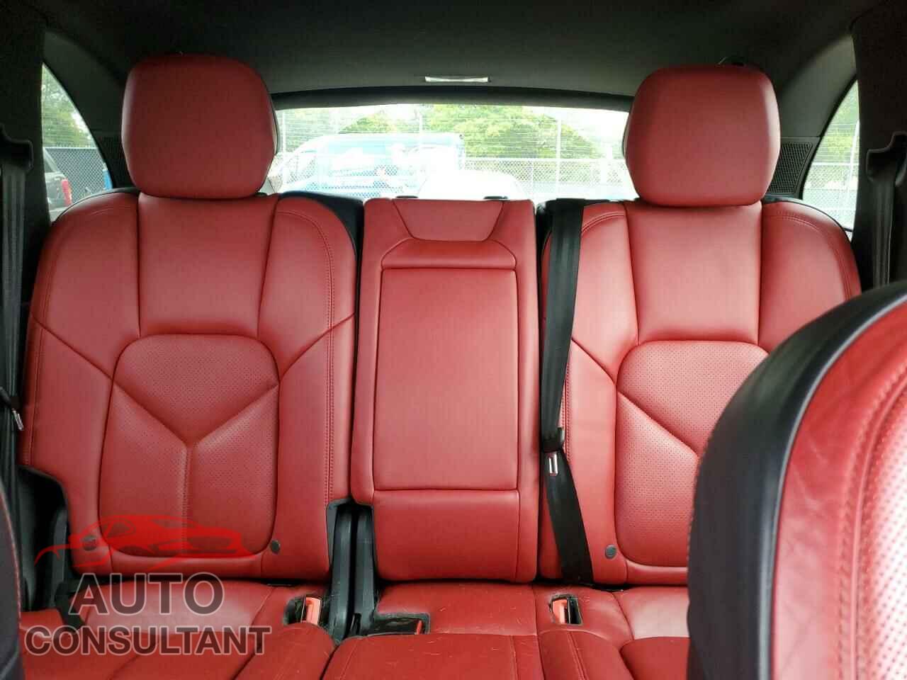 PORSCHE CAYENNE 2016 - WP1AB2A20GLA92924