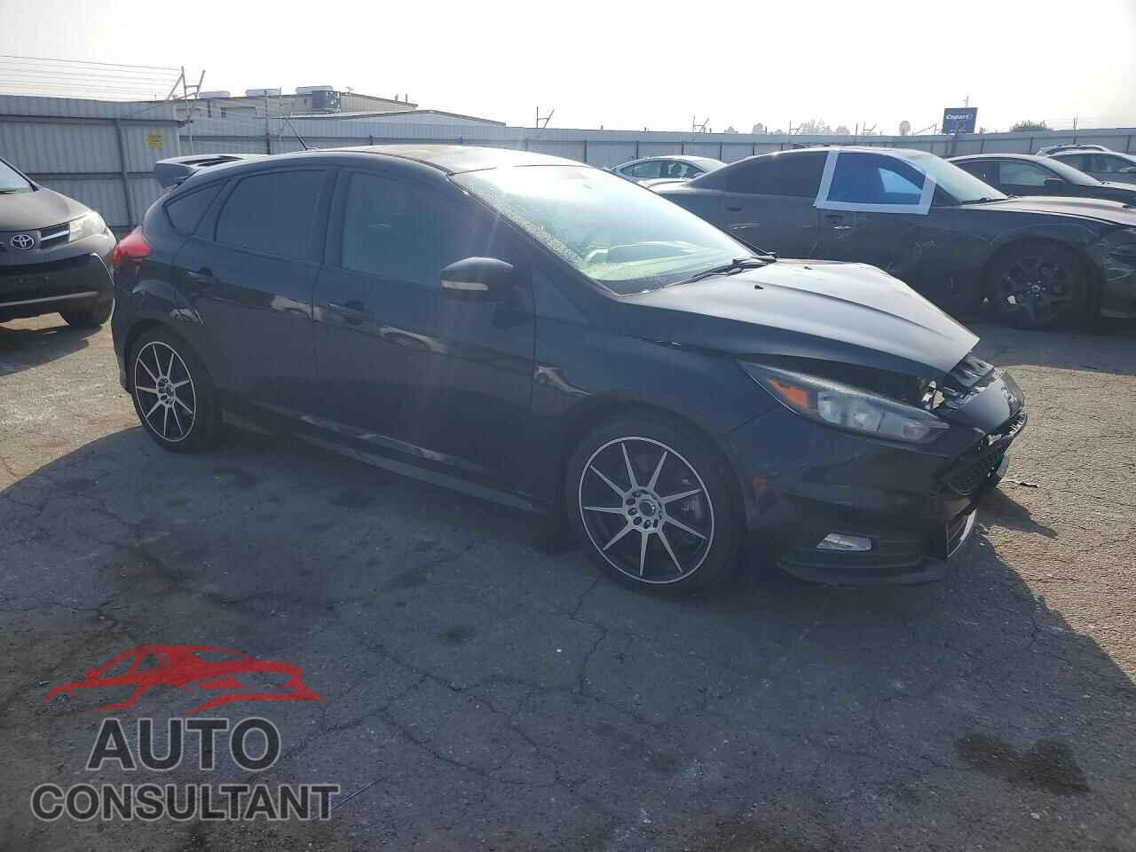 FORD FOCUS 2015 - 1FADP3L90FL314530