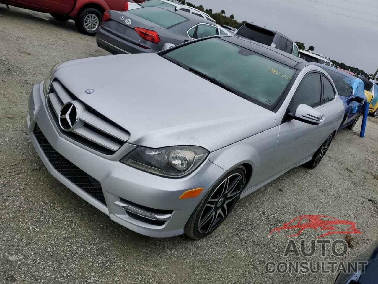 MERCEDES-BENZ C-CLASS 2013 - WDDGJ5HB0DF959342