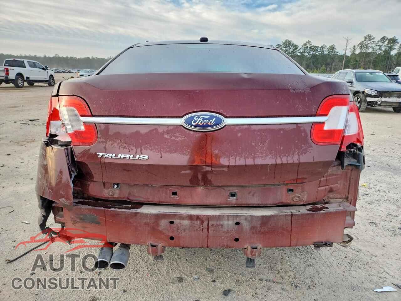 FORD TAURUS 2010 - 1FAHP2DW7AG165857