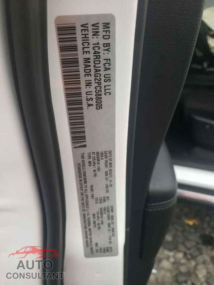 DODGE DURANGO 2023 - 1C4RDJAG2PC588005