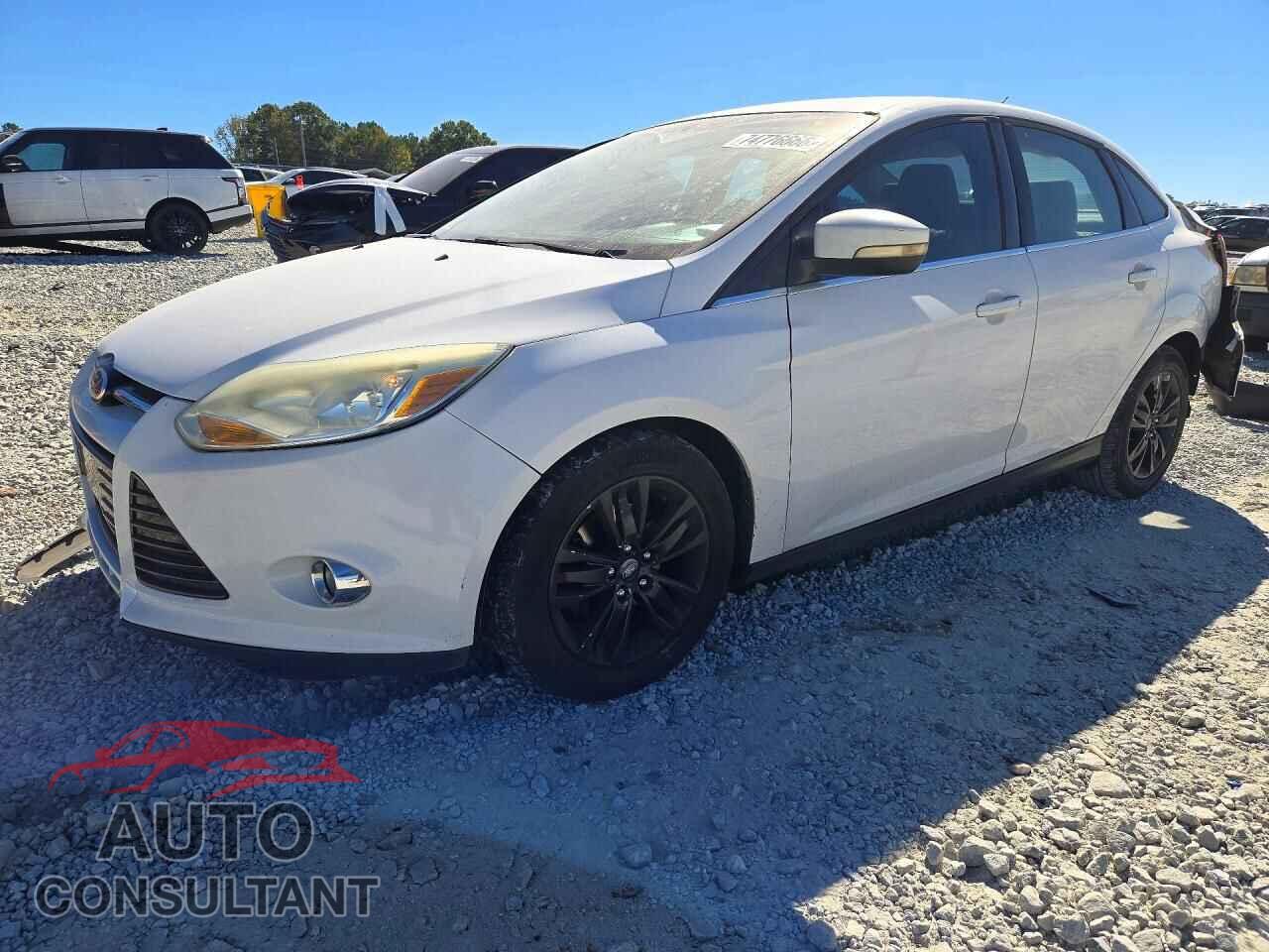 FORD FOCUS 2012 - 1FAHP3H21CL376012