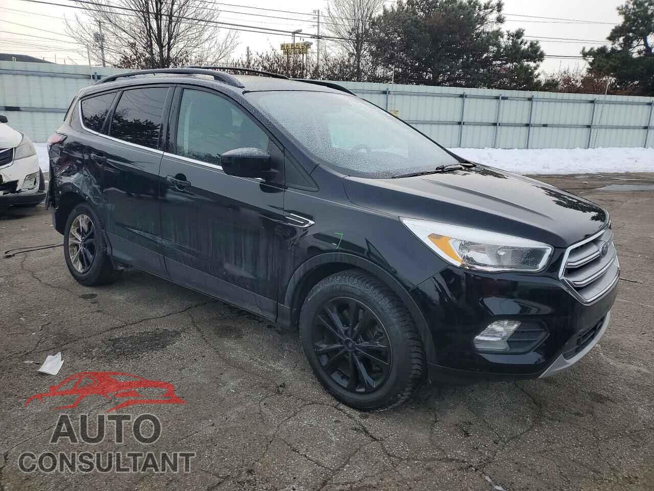 FORD ESCAPE 2017 - 1FMCU9GD3HUE70795