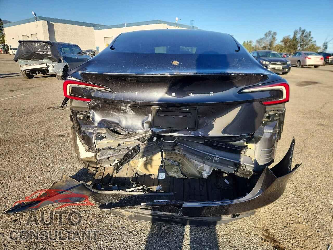 TESLA MODEL 3 2024 - 5YJ3E1EA0RF832930