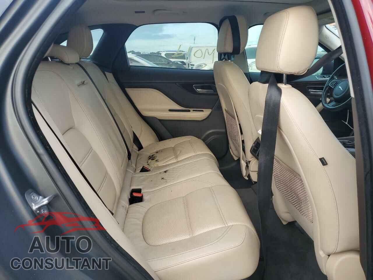 JAGUAR F-PACE 2017 - SADCK2BV8HA060680