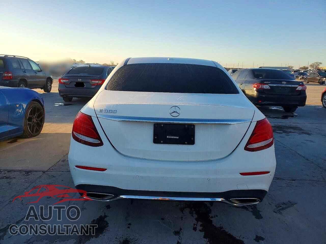MERCEDES-BENZ E-CLASS 2018 - WDDZF4JB7JA472324