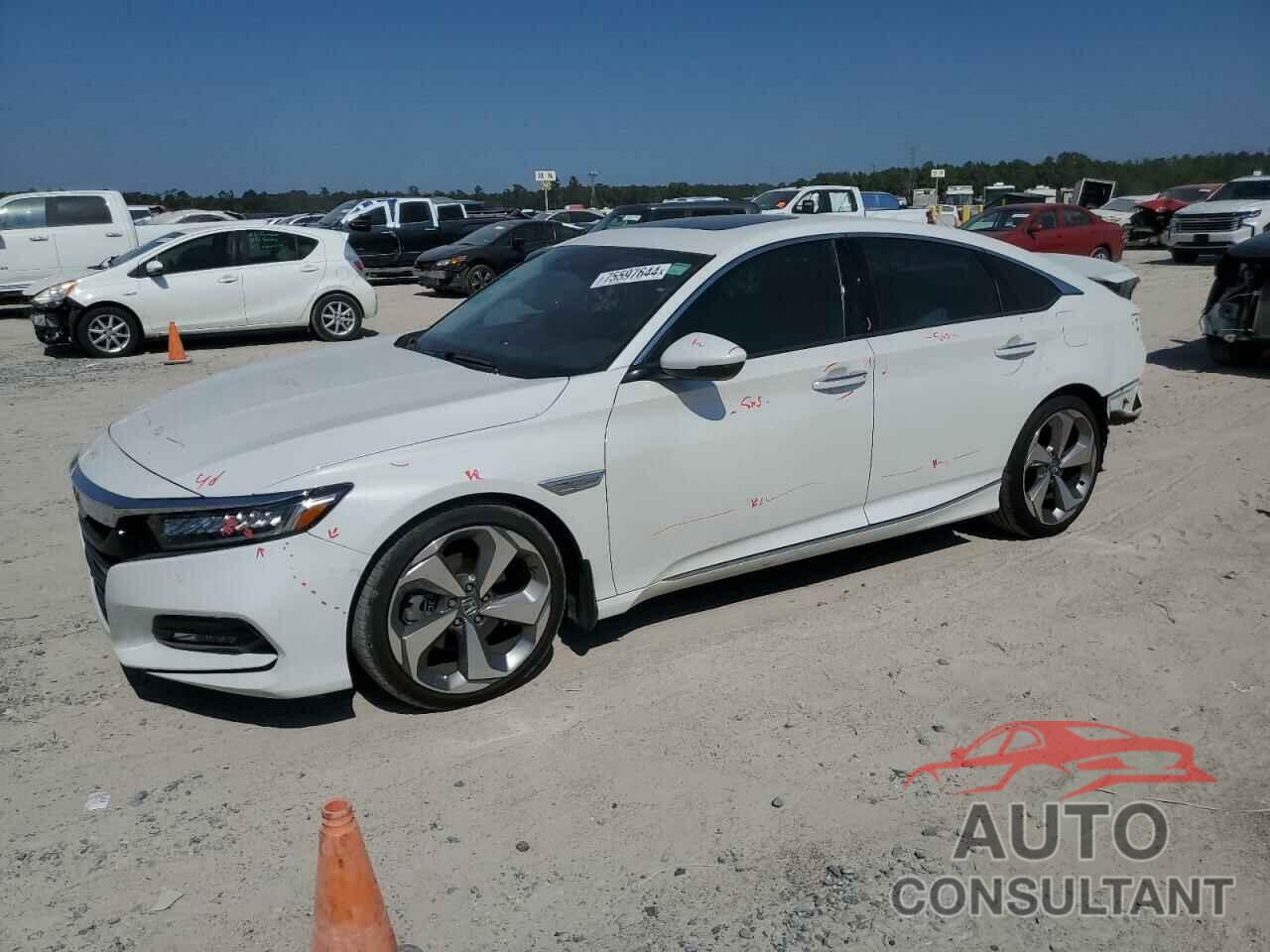 HONDA ACCORD 2018 - 1HGCV2F96JA005085