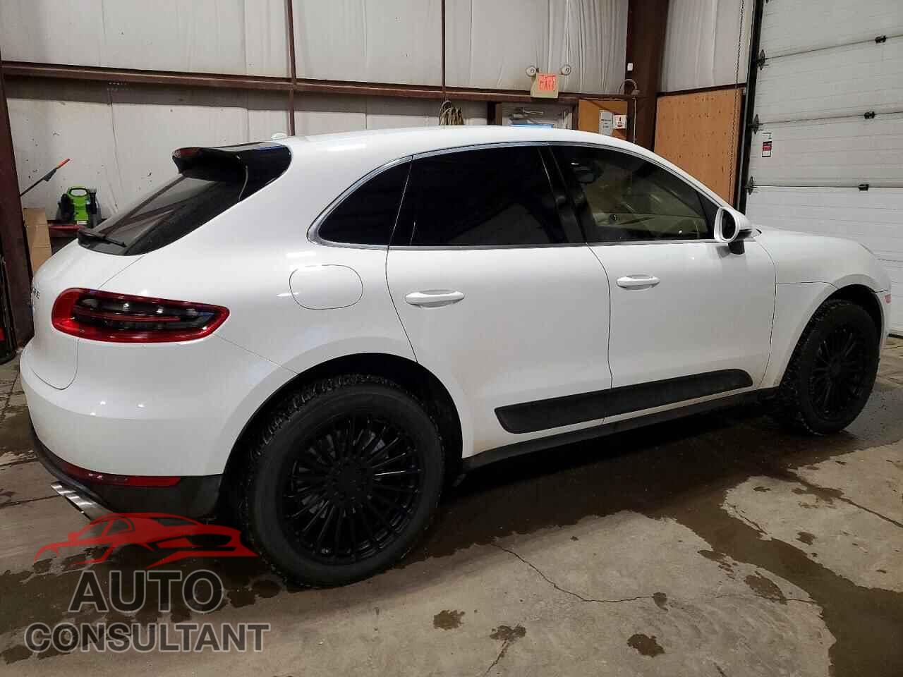 PORSCHE MACAN 2015 - WP1AB2A59FLB55396