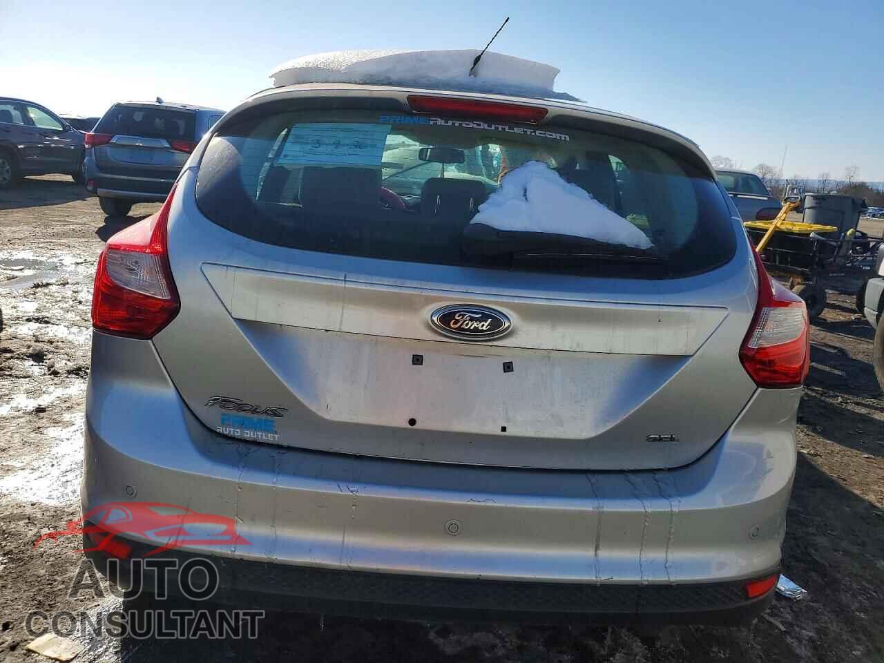 FORD FOCUS 2012 - 1FAHP3M23CL200097