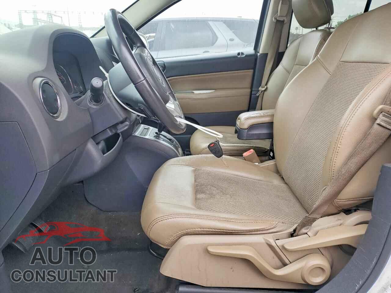 JEEP COMPASS 2016 - 1C4NJCEA8GD773968
