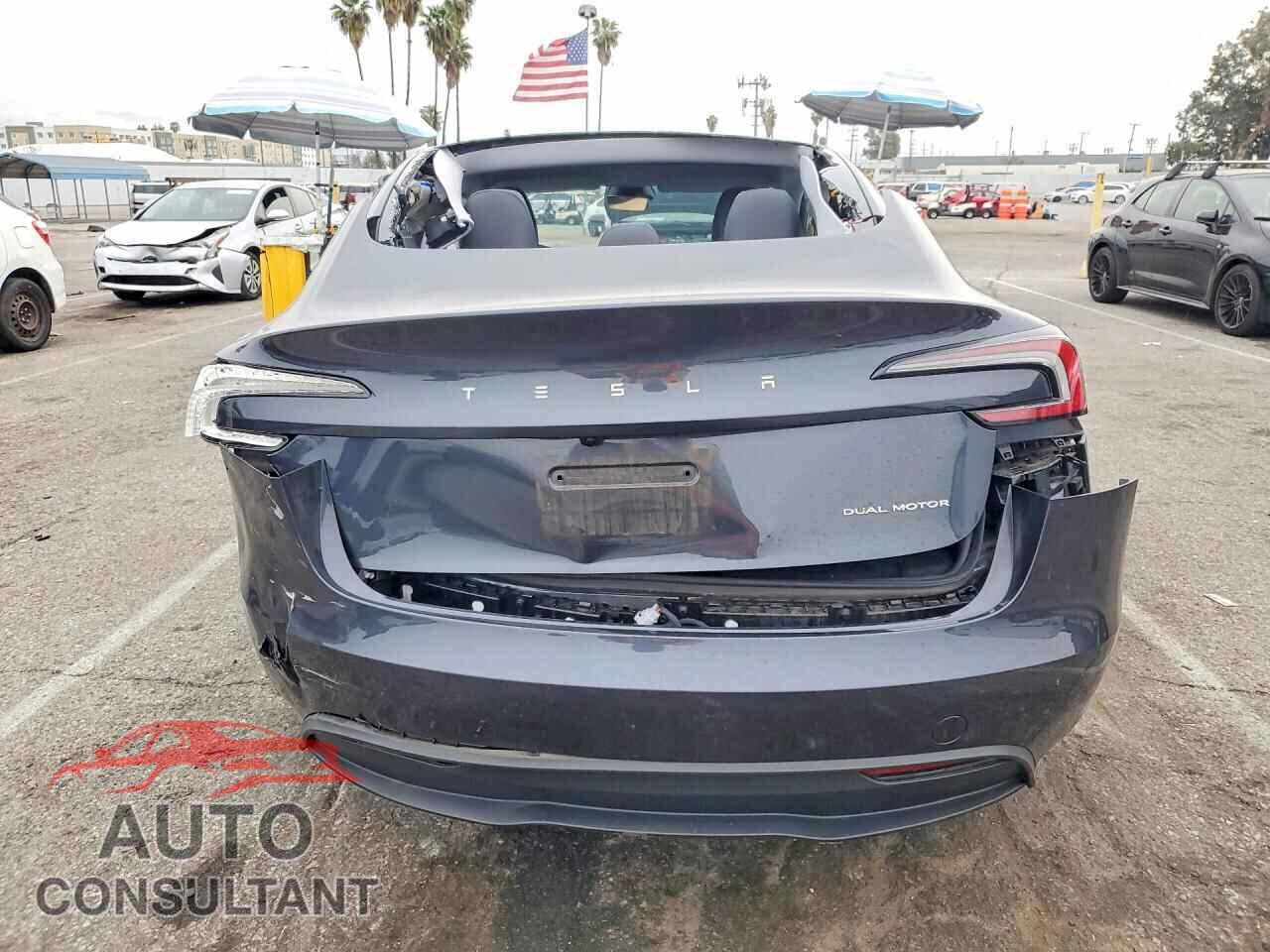 TESLA MODEL 3 2024 - 5YJ3E1EB3RF741515